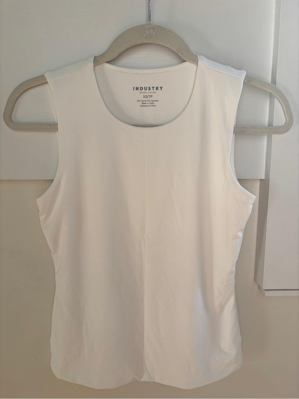 White Sleeveless Crewneck Tank Top